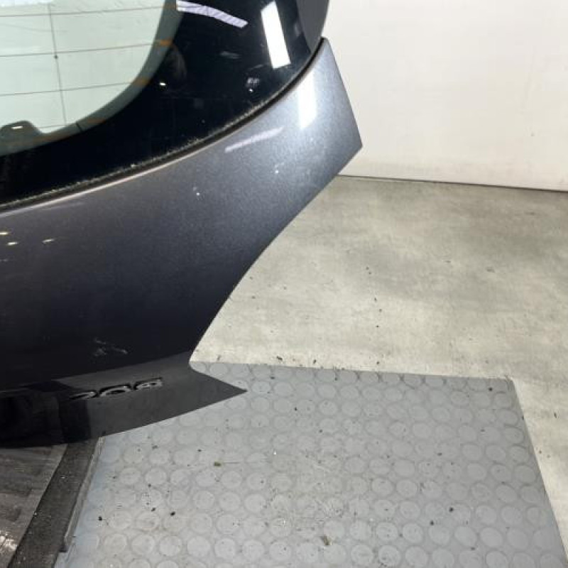 Malle/Hayon arriere PEUGEOT 208 1 Photo n°4