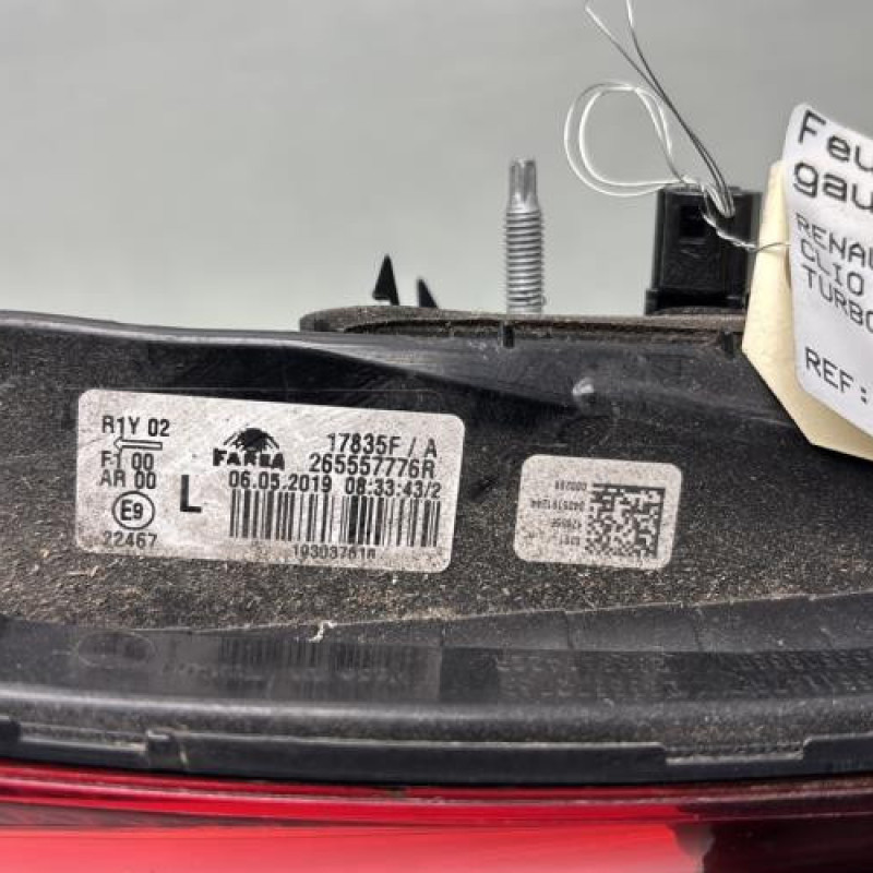 Feu arriere secondaire gauche (feux) RENAULT CLIO 5 Photo n°3