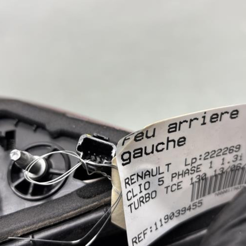 Feu arriere secondaire gauche (feux) RENAULT CLIO 5 Photo n°4
