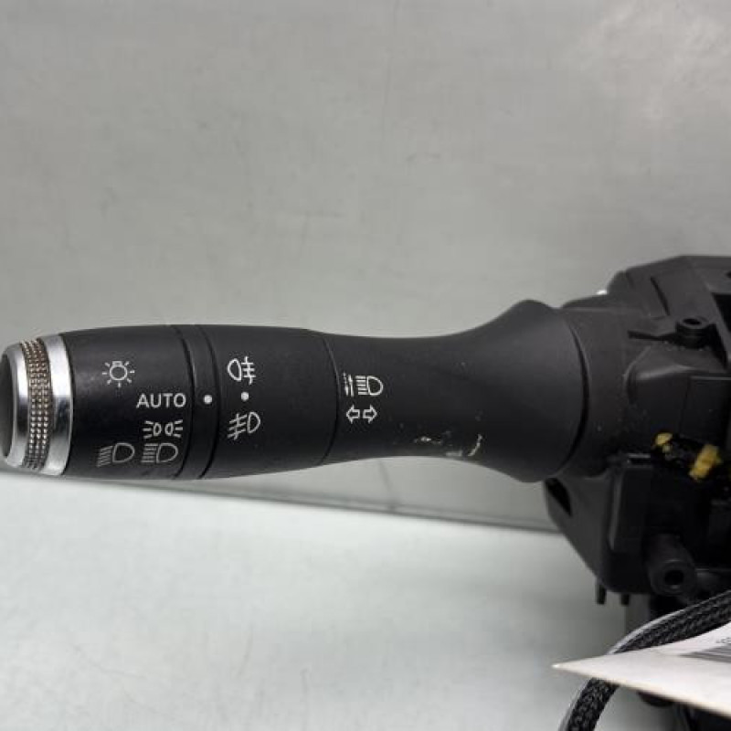 Com (Bloc Contacteur Tournant+Commodo Essuie Glace+Commodo Phare) RENAULT CLIO 5 Photo n°2