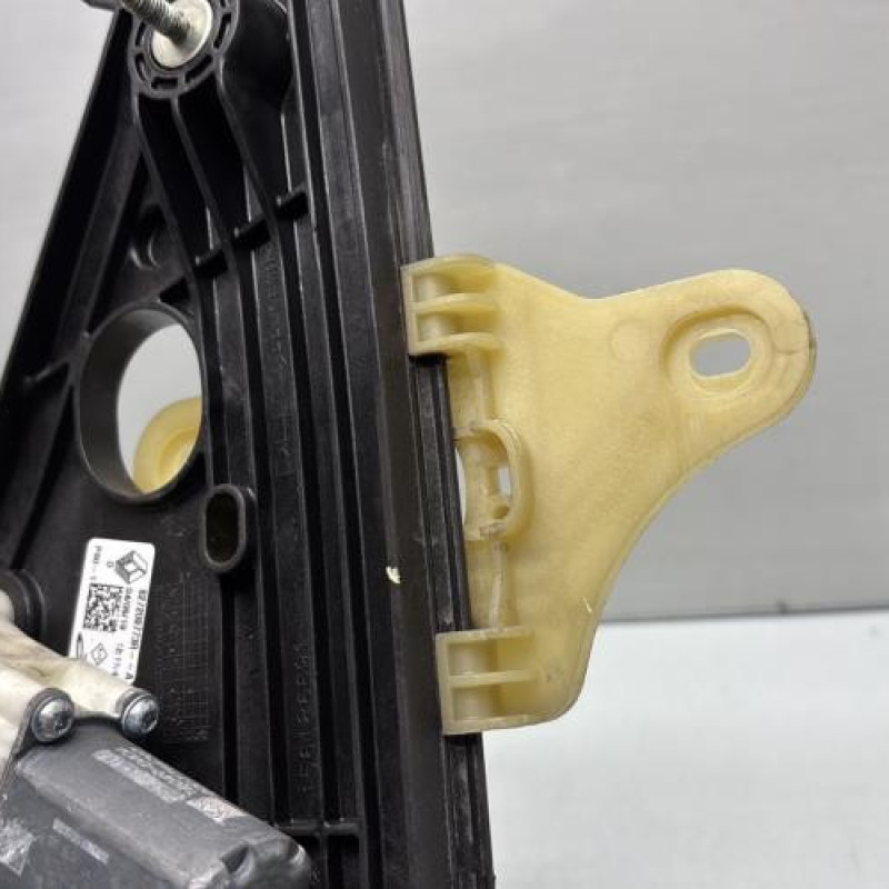 Leve vitre electrique arriere droit RENAULT CLIO 5 Photo n°5