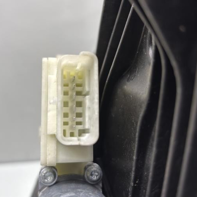 Leve vitre electrique arriere gauche RENAULT CLIO 5 Photo n°5