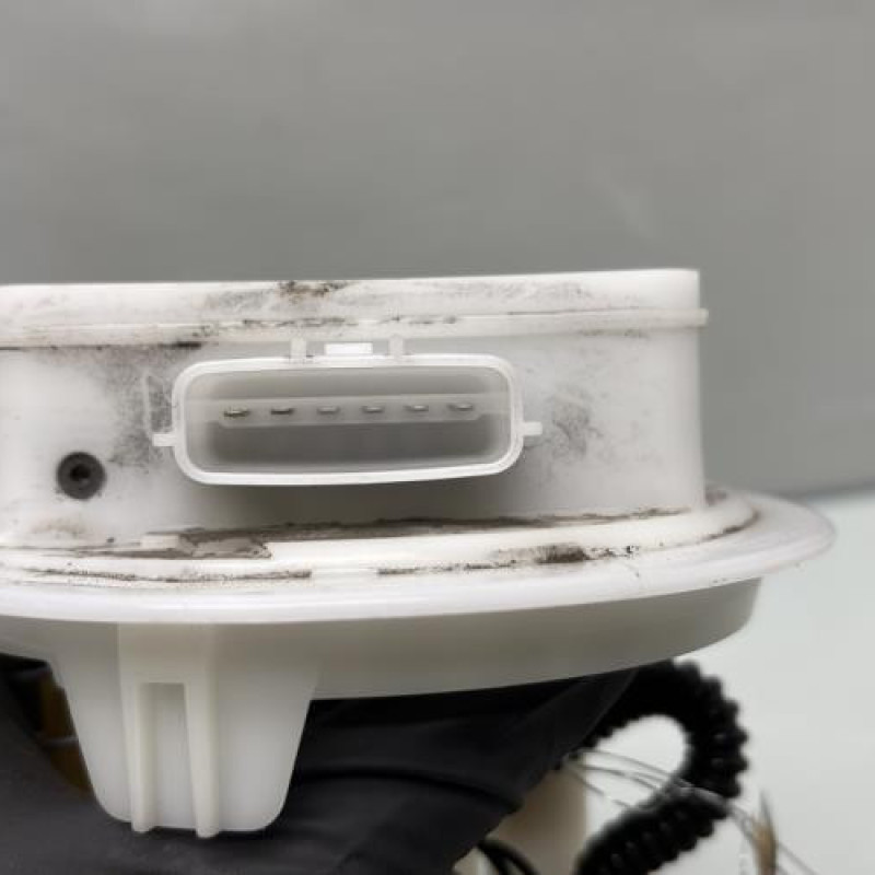 Pompe à carburant RENAULT CLIO 5 Photo n°4