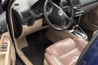 Optique avant principal droit (feux)(phare) VOLKSWAGEN GOLF 4