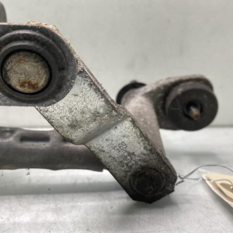 Moteur essuie glace avant droit VOLKSWAGEN TOURAN 1 Photo n°5