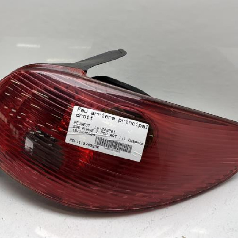 Feu arriere principal droit (feux) PEUGEOT 206 Photo n°2