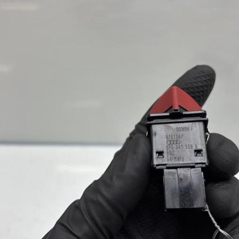 Bouton de warning AUDI A3 2 Photo n°3