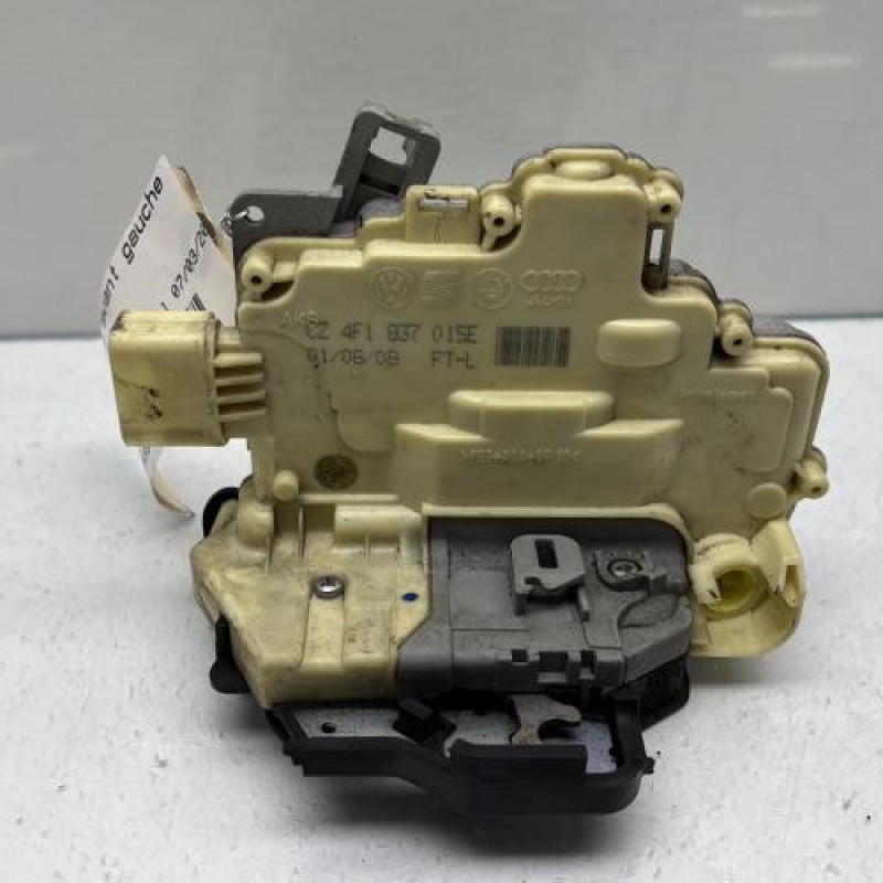 Serrure avant gauche AUDI A3 2 Photo n°1