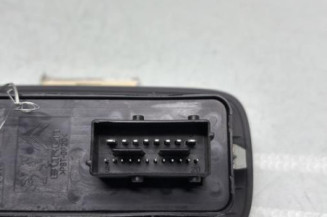 Interrupteur de leve vitre avant gauche PEUGEOT 208 1