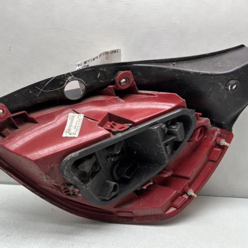 Feu arriere principal gauche (feux) RENAULT CLIO 3 Photo n°2