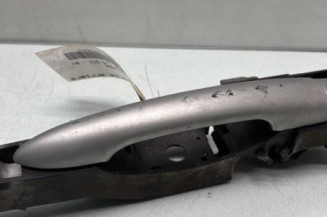 Poignee porte arriere droit RENAULT CLIO 3 Photo n°1