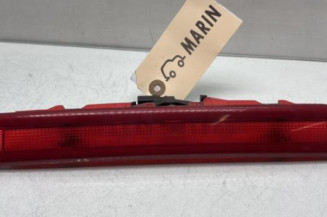 Feu arriere stop central RENAULT CLIO 3 Photo n°1