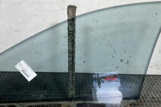 Vitre avant droit PEUGEOT 607