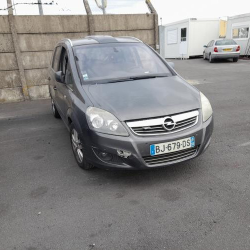 Malle/Hayon arriere OPEL ZAFIRA B Photo n°10