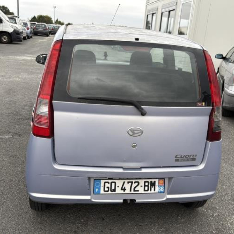 Pare choc arriere DAIHATSU CUORE 2 Photo n°12