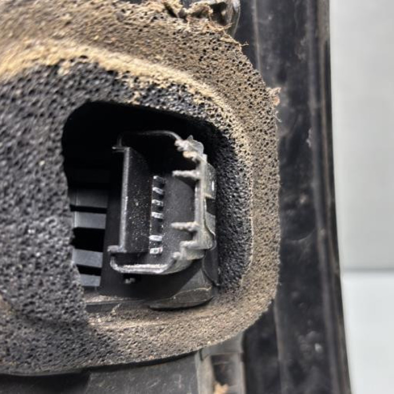 Feu arriere principal droit (feux) CITROEN C1 1 Photo n°3