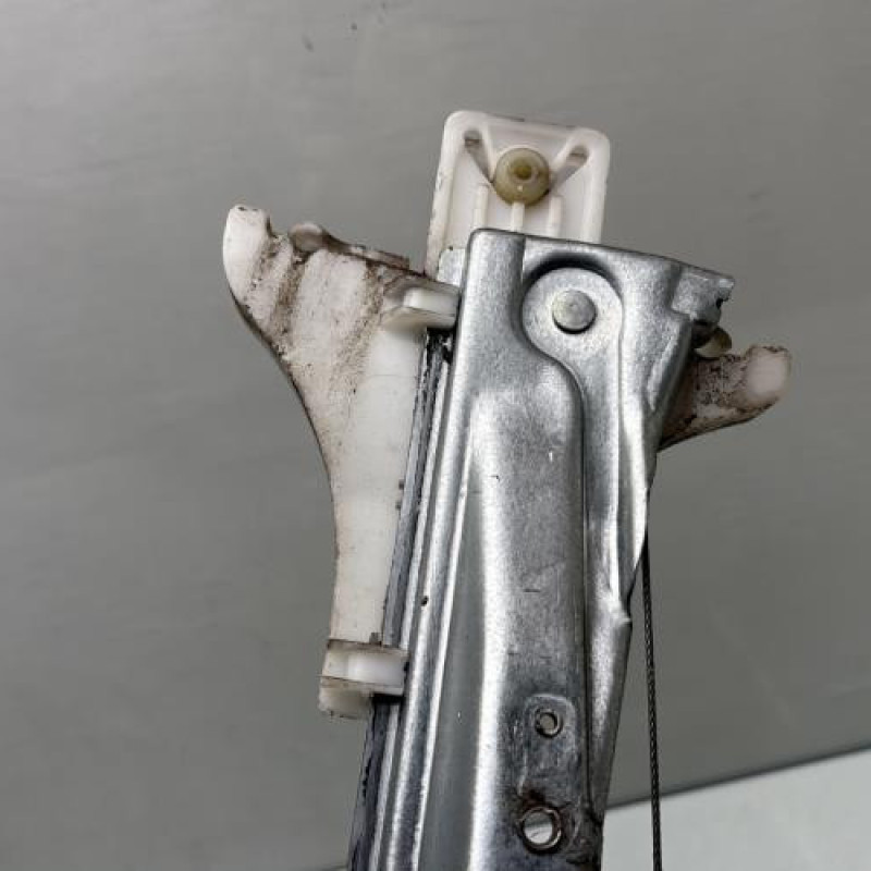 Leve vitre electrique arriere gauche CITROEN C5 1 Photo n°4