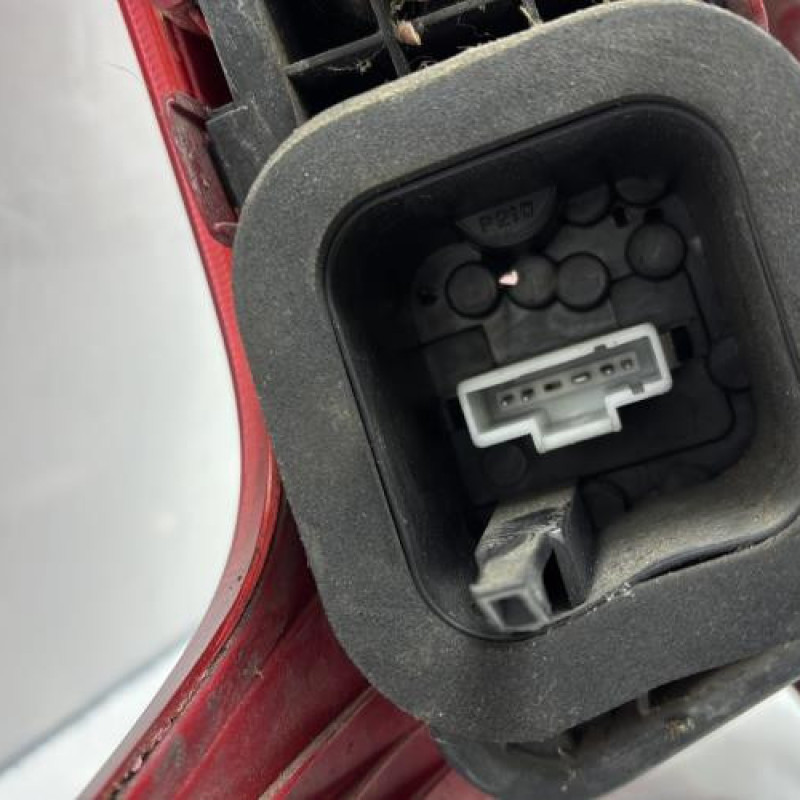 Feu arriere principal droit (feux) PEUGEOT 206 Photo n°5