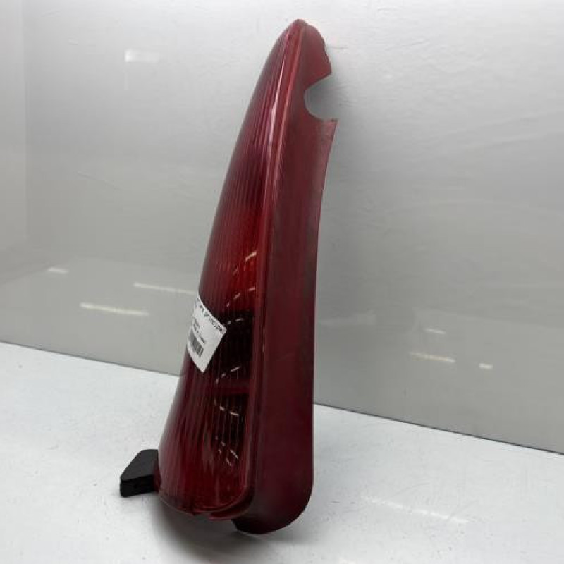 Feu arriere principal gauche (feux) PEUGEOT 206 Photo n°3