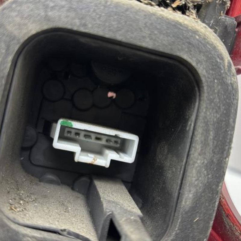 Feu arriere principal gauche (feux) PEUGEOT 206 Photo n°5