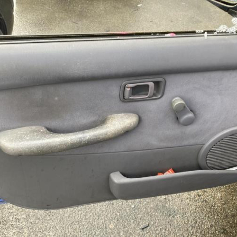 Feu arriere principal droit (feux) NISSAN MICRA 2 Photo n°16
