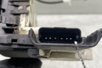 Serrure arriere droit PEUGEOT 308 1