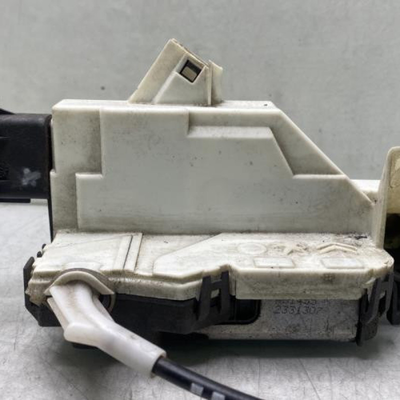 Serrure avant gauche PEUGEOT 308 1 Photo n°1