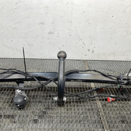 Attelage (boule de remorquage) PEUGEOT 208 1 Photo n°1