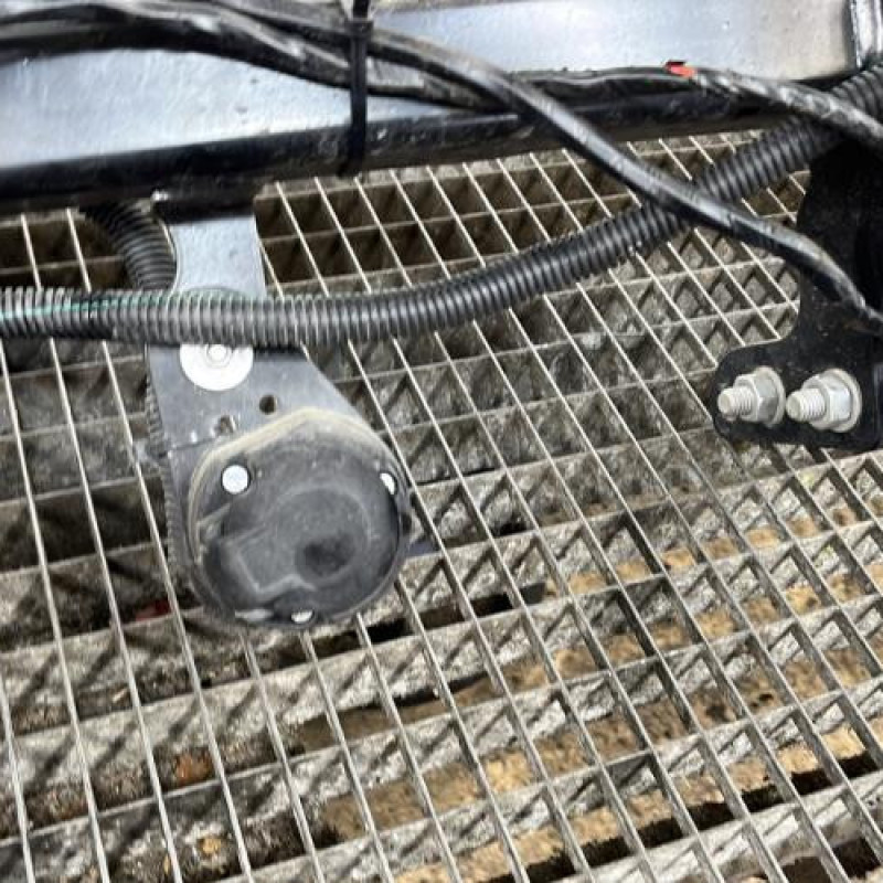 Attelage (boule de remorquage) PEUGEOT 208 1 Photo n°3