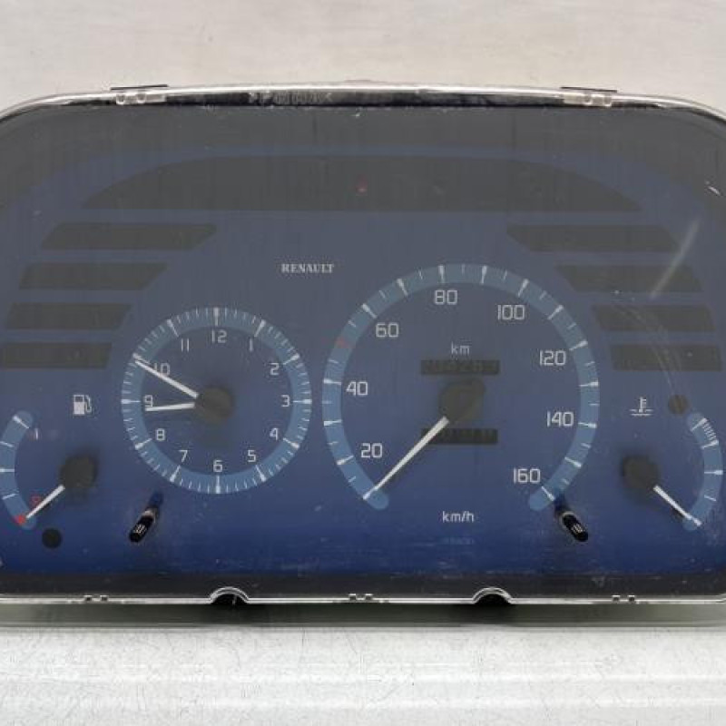 Compteur RENAULT MASTER 2 Photo n°1