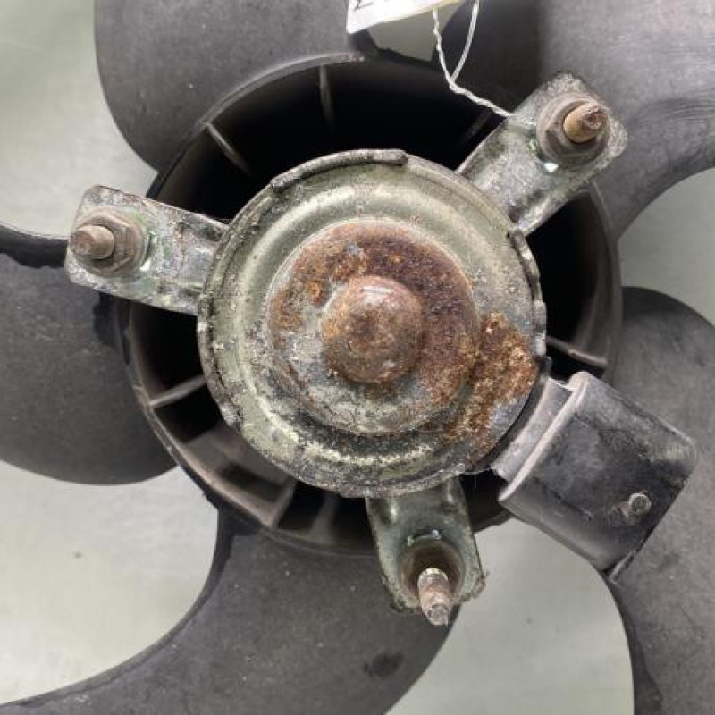 Moto ventilateur radiateur PEUGEOT 206 Photo n°4