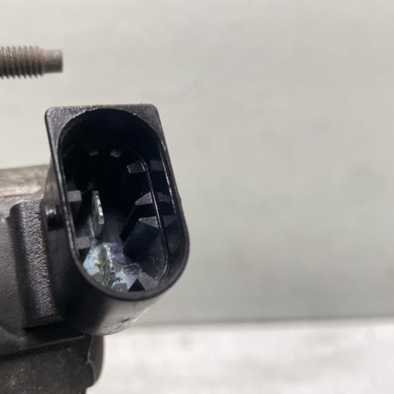 Moto ventilateur radiateur PEUGEOT 206 Photo n°5