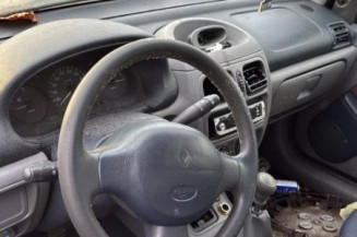 Feu arriere stop central RENAULT CLIO 2