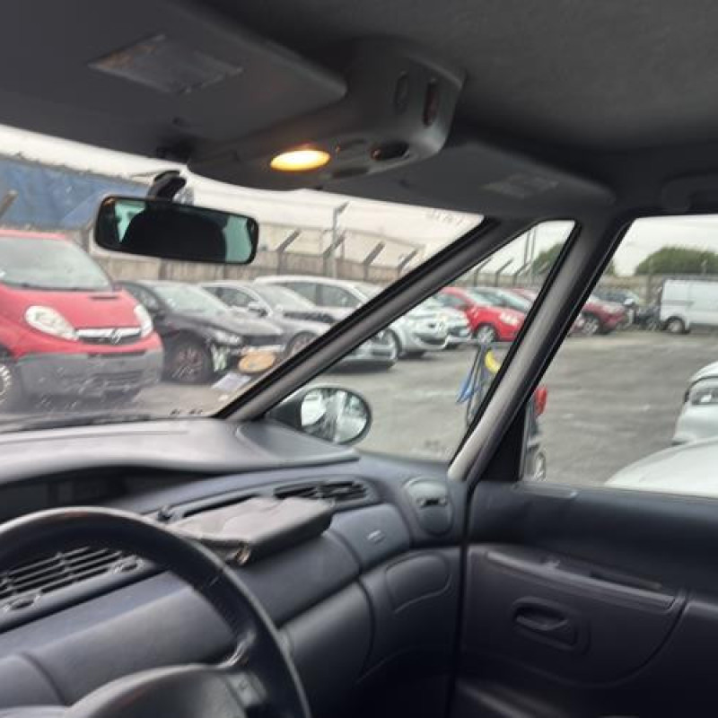 Compteur RENAULT ESPACE 3 Photo n°18