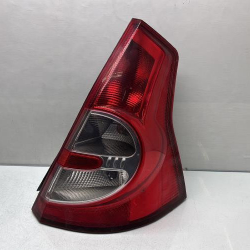 Feu arriere principal droit (feux) DACIA SANDERO 1 Photo n°1