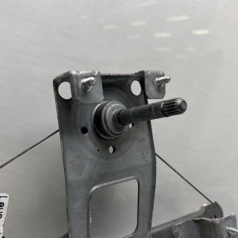 Leve vitre mecanique arriere gauche DACIA SANDERO 1 Photo n°3