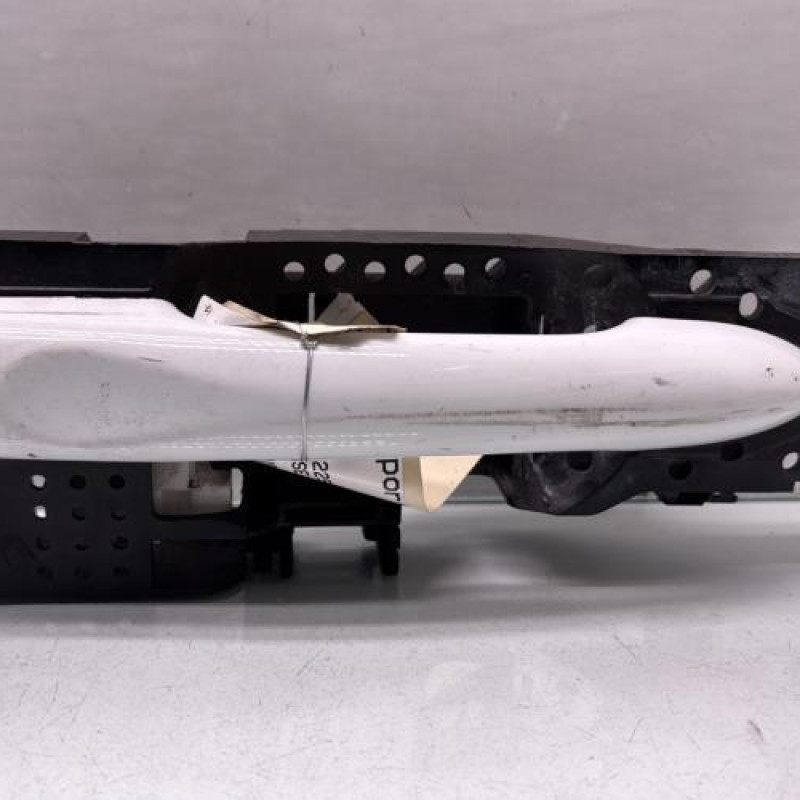 Poignee porte arriere droit RENAULT MEGANE 3 Photo n°1