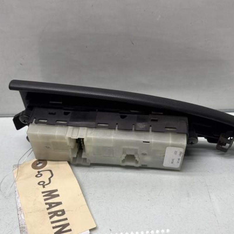 Interrupteur de leve vitre avant gauche NISSAN NOTE 1 Photo n°2