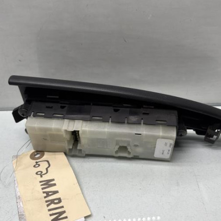 Interrupteur de leve vitre avant gauche NISSAN NOTE 1