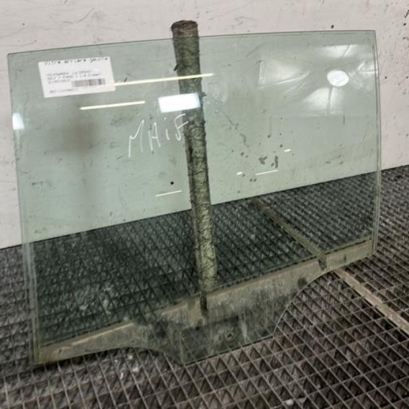 Vitre arriere gauche VOLKSWAGEN GOLF 7 Photo n°2