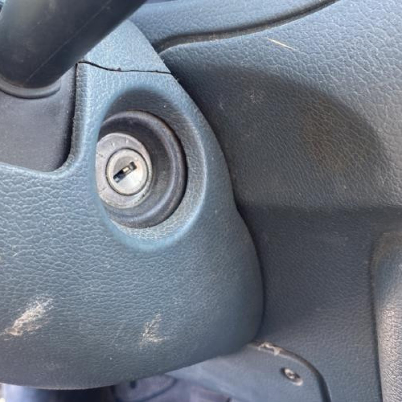 Moteur essuie glace arriere RENAULT KANGOO 1 Photo n°20