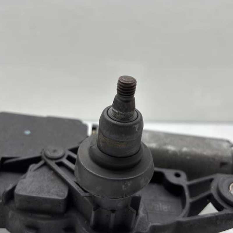 Moteur essuie glace arriere BMW X5 E53 Photo n°2