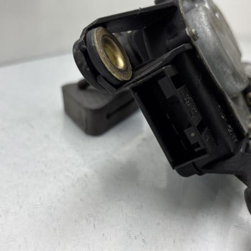 Moteur essuie glace arriere BMW X5 E53 Photo n°4