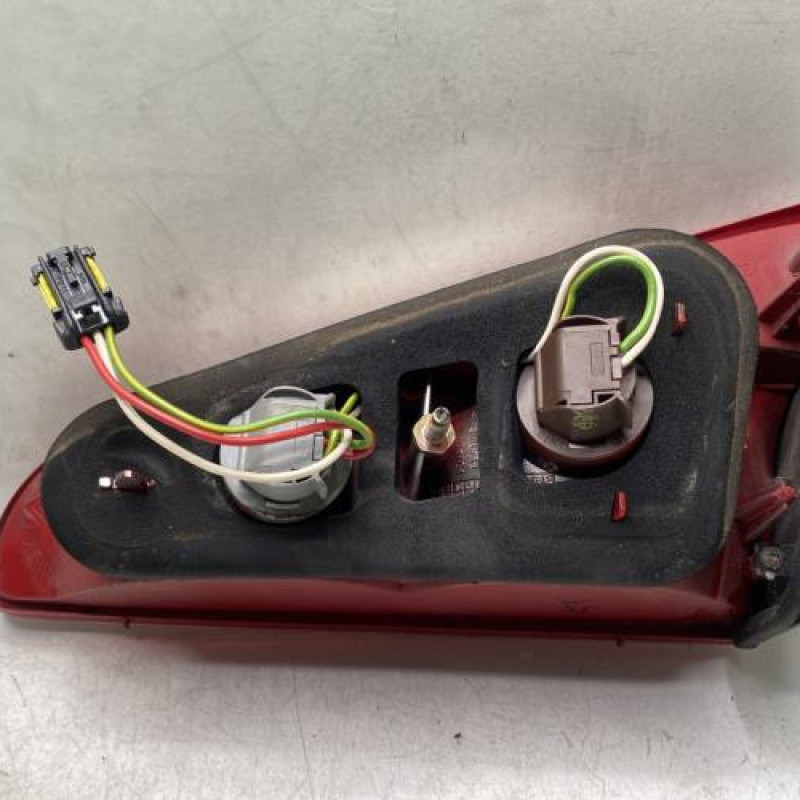 Feu arriere secondaire gauche (feux) PEUGEOT 607 Photo n°2