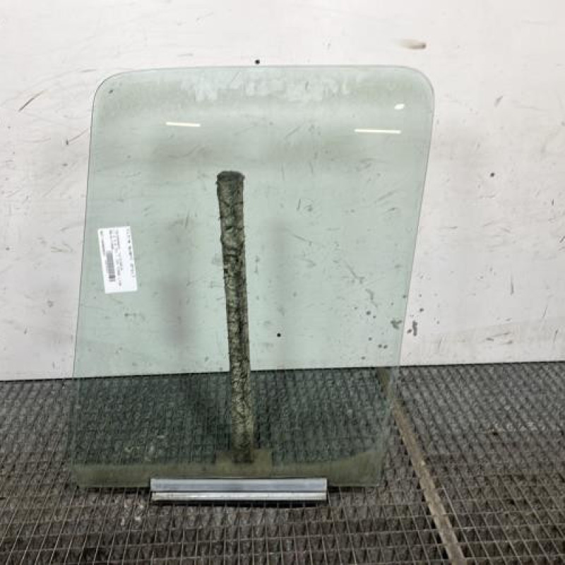 Vitre avant droit VOLKSWAGEN LT 2 Photo n°4
