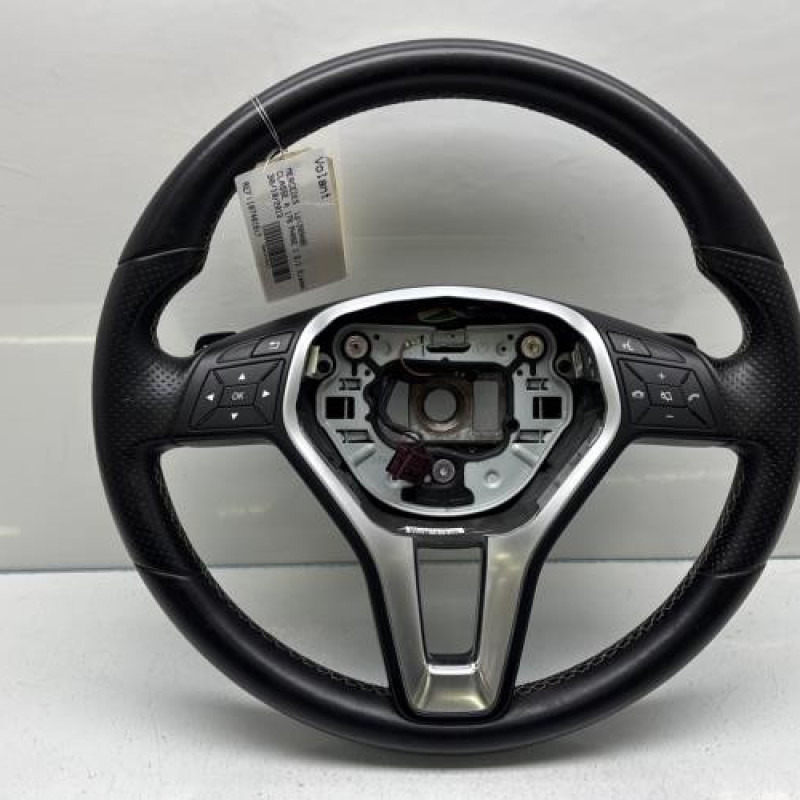 Volant MERCEDES CLASSE A 176 Photo n°1