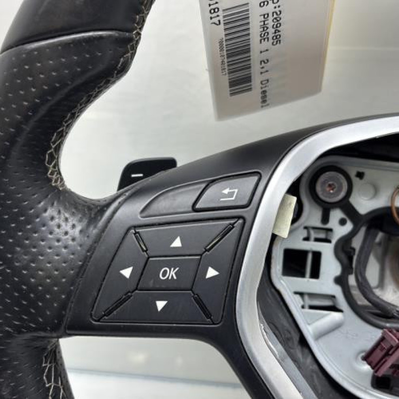 Volant MERCEDES CLASSE A 176 Photo n°4