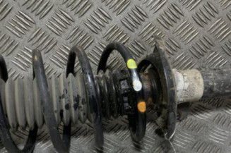 Amortisseur avant gauche PEUGEOT 208 1 Photo n°1