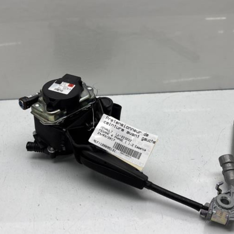 Pretensionneur de ceinture avant gauche RENAULT MEGANE 4 Photo n°1