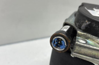 Pretensionneur de ceinture avant gauche RENAULT MEGANE 4